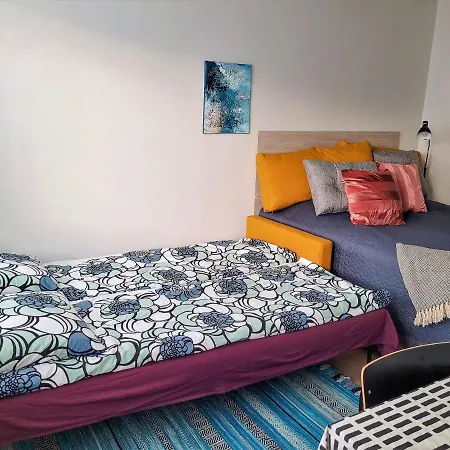 Apartmán Renovated Bright Studio, Free Wifi, City Center *